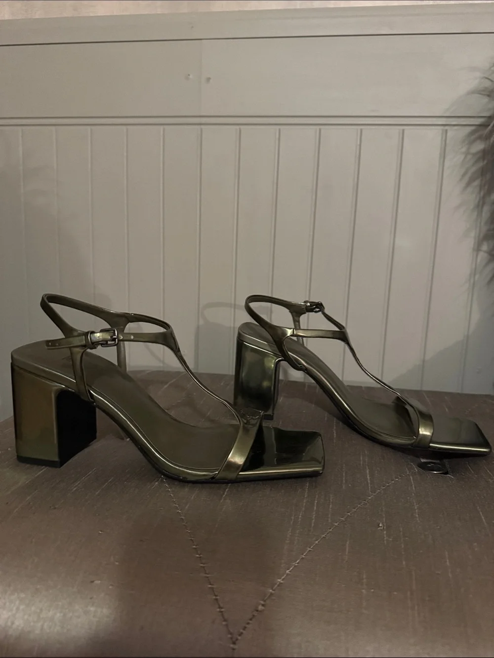 Zara Metallic Olive Green Square Toe Block Heel Sandals - Picture 3 of 6